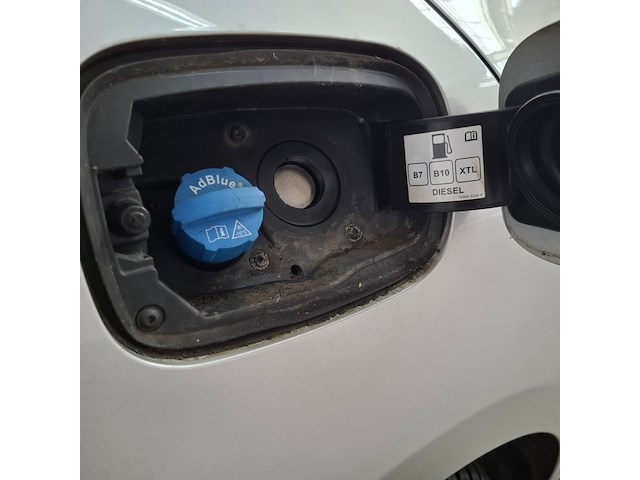 Personenauto, renault, megane - afbeelding 49 van  64