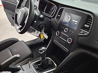 Personenauto, renault, megane - afbeelding 43 van  65