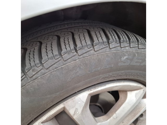 Personenauto, renault, megane - afbeelding 6 van  66