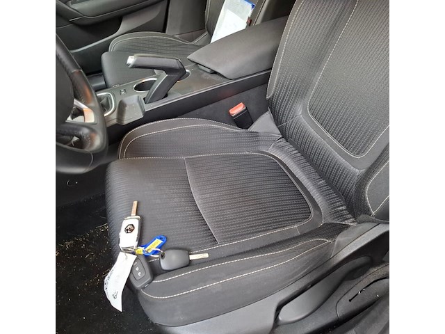 Personenauto, renault, megane - afbeelding 27 van  66