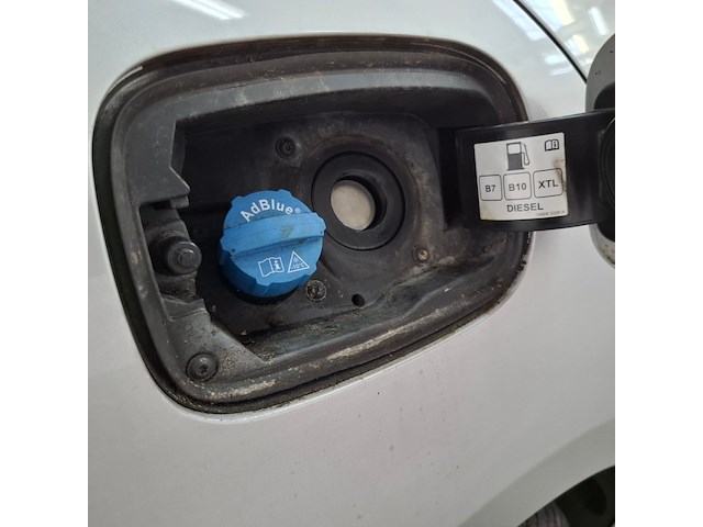 Personenauto, renault, megane - afbeelding 49 van  66
