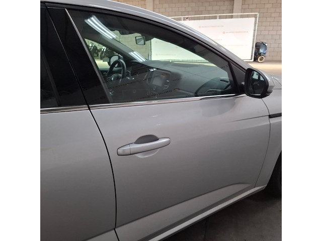 Personenauto, renault, megane - afbeelding 56 van  66