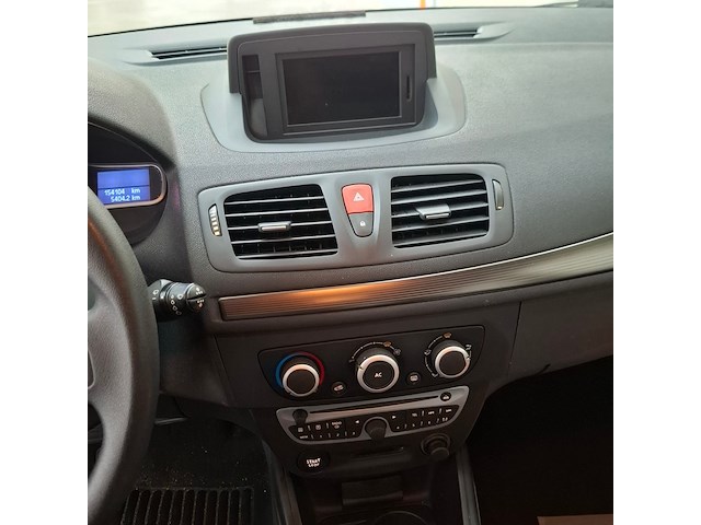Personenauto, renault, mégane - afbeelding 8 van  23