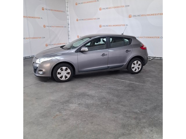 Personenauto, renault, mégane - afbeelding 21 van  23