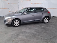 Personenauto, renault, mégane - afbeelding 21 van  23