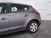 Personenauto, renault, mégane - afbeelding 22 van  23