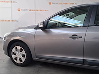 Personenauto, renault, mégane - afbeelding 23 van  23