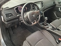Personenauto, renault, megane - afbeelding 9 van  25