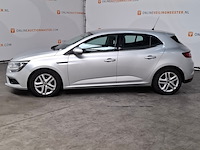 Personenauto, renault, megane - afbeelding 23 van  25