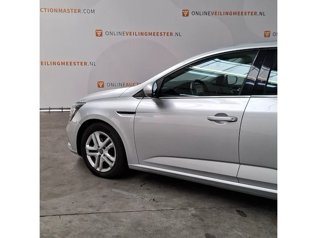 Personenauto, renault, megane - afbeelding 25 van  25