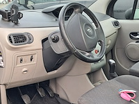 Personenauto, renault, modus, 1.6-16v privilège luxe, paars, 2005 - afbeelding 9 van  10