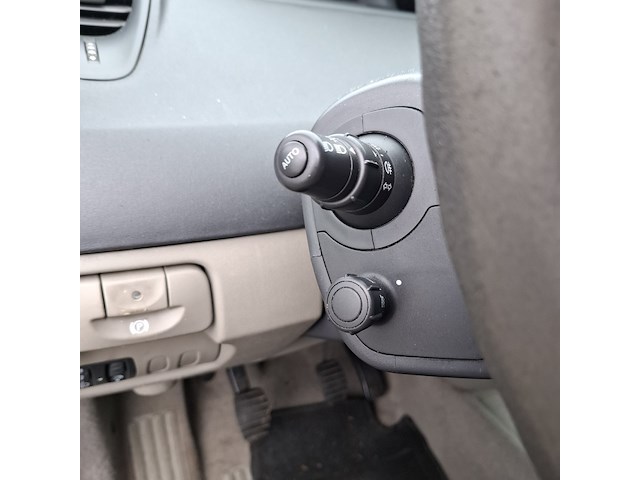 Personenauto, renault, scénic, 1.6-16v expression comfort, 2006 - afbeelding 7 van  18