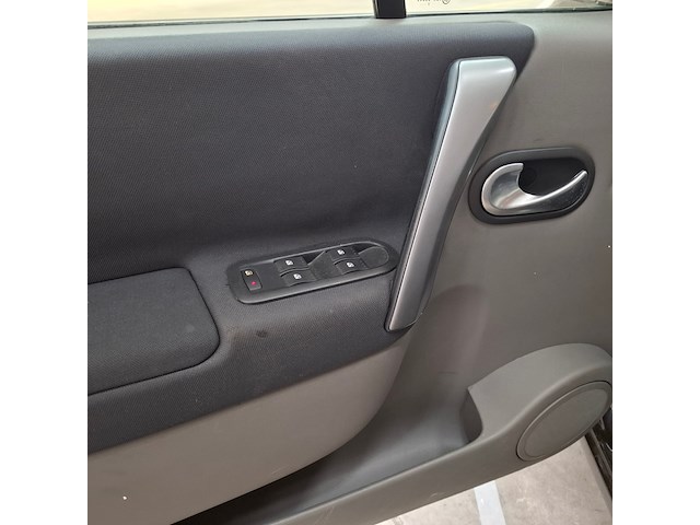 Personenauto, renault, scénic, 2.0-16v business line, 2007 - afbeelding 19 van  61
