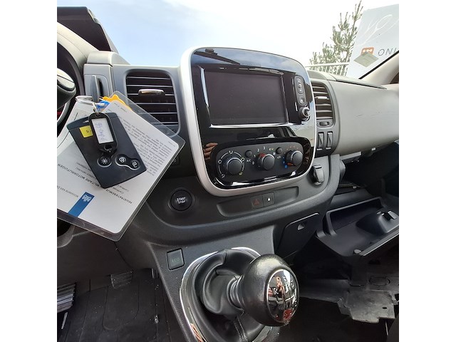 Personenauto, renault, trafic - afbeelding 17 van  36