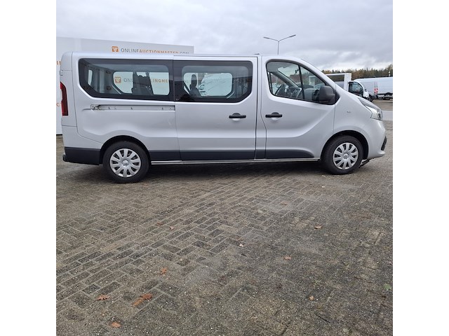 Personenauto, renault, trafic - afbeelding 31 van  36