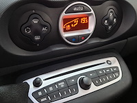 Personenauto, renault, twingo, 1.2 16v dynamique, 2012 - afbeelding 32 van  62