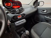 Personenauto, renault, twingo, 1.2 16v dynamique, 2012 - afbeelding 35 van  62