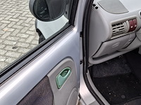 Personenauto renault, twingo 1.2 heliós - afbeelding 18 van  42