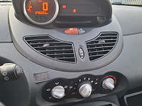 Personenauto renault, twingo 1.2, wit, bouwjaar 2011 - afbeelding 13 van  29