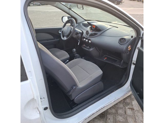 Personenauto renault, twingo 1.2, wit, bouwjaar 2011 - afbeelding 18 van  29