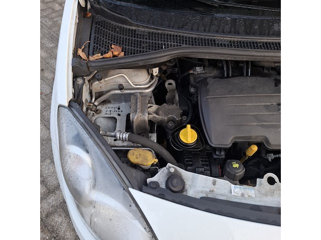 Personenauto renault, twingo 1.2, wit, bouwjaar 2011 - afbeelding 20 van  29