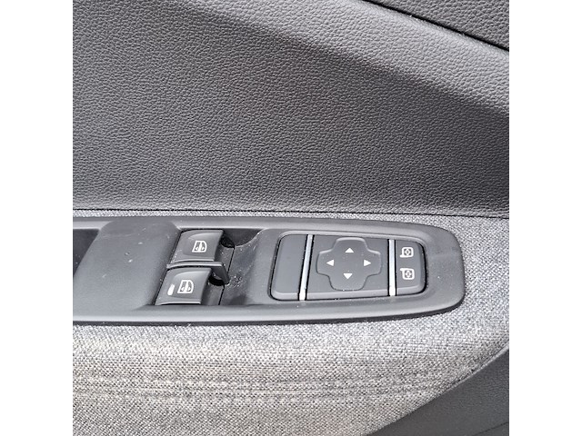 Personenauto, renault, zoe, r135 serie limitee riviera 52 kwh, 2020 - afbeelding 13 van  51