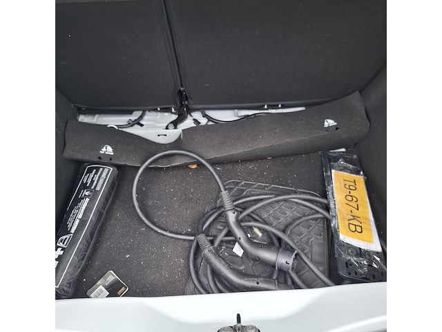 Personenauto, renault, zoe, r135 serie limitee riviera 52 kwh, 2020 - afbeelding 28 van  51