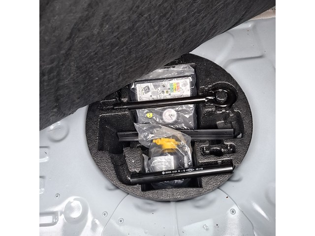 Personenauto, renault, zoe, r135 serie limitee riviera 52 kwh, 2020 - afbeelding 29 van  51