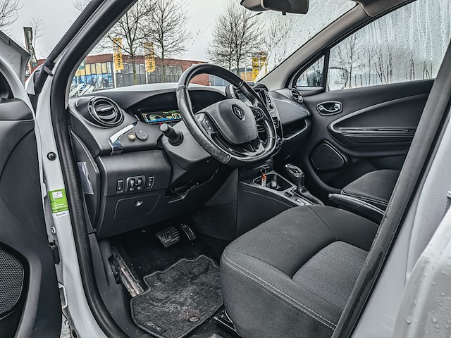 Personenauto renault, zoë r90 intens 41 kwh, bouwjaar 2018 - afbeelding 19 van  33