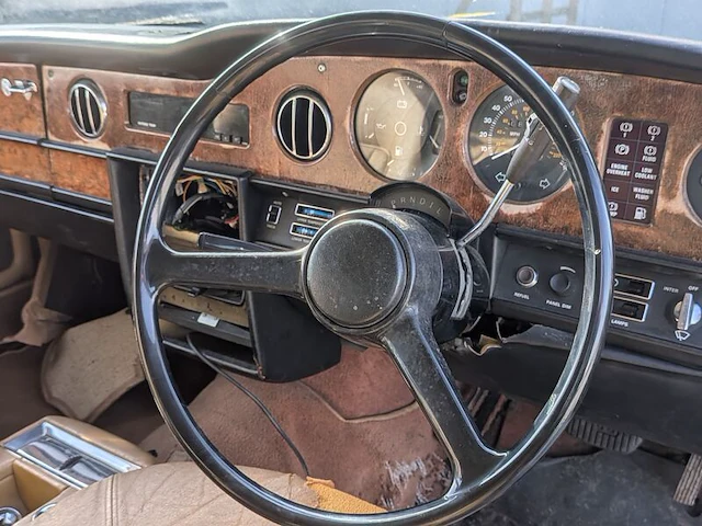 Personenauto, rolls royce, silver spur 240pk, 1981, iconische britse luxewagen - afbeelding 22 van  33
