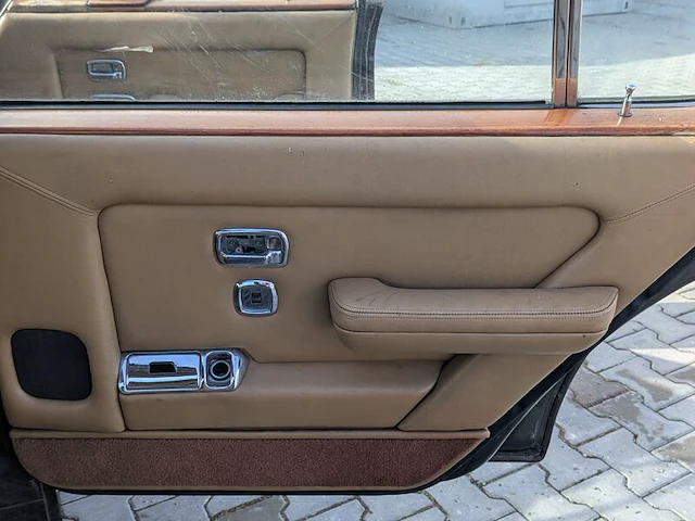 Personenauto, rolls royce, silver spur 240pk, 1981, iconische britse luxewagen - afbeelding 32 van  33