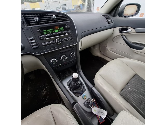Personenauto saab, 9-3 1.8, bouwjaar 2009 - afbeelding 27 van  47