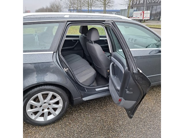 Personenauto, seat, exeo st, 2010 - afbeelding 8 van  43