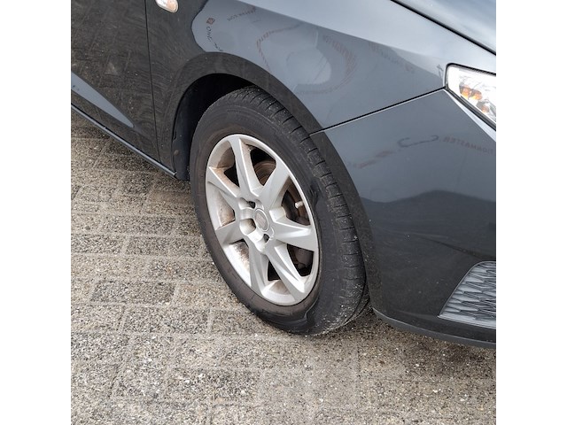 Personenauto seat, ibiza 1.2 tdi, grijs, bouwjaar 2011 - afbeelding 2 van  40