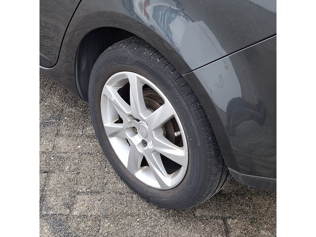 Personenauto seat, ibiza 1.2 tdi, grijs, bouwjaar 2011 - afbeelding 4 van  40