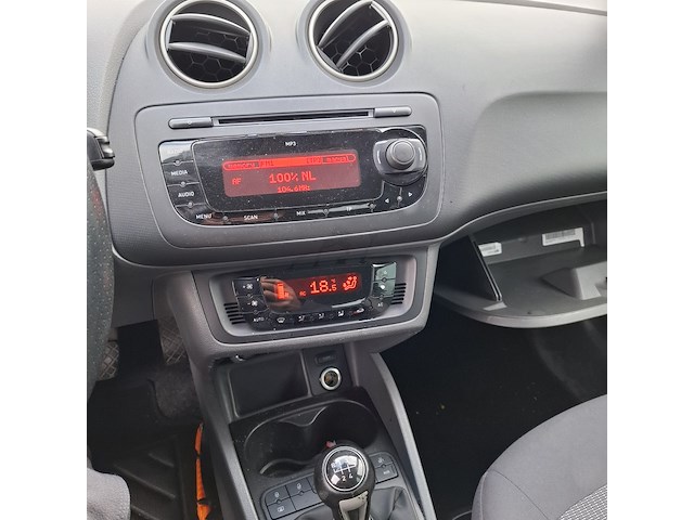 Personenauto seat, ibiza 1.2 tdi, grijs, bouwjaar 2011 - afbeelding 15 van  40