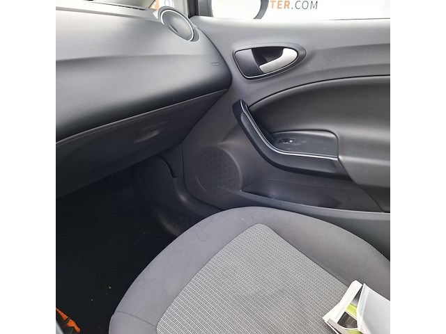 Personenauto seat, ibiza 1.2 tdi, grijs, bouwjaar 2011 - afbeelding 18 van  40