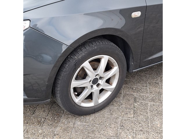 Personenauto seat, ibiza 1.2 tdi, grijs, bouwjaar 2011 - afbeelding 40 van  40