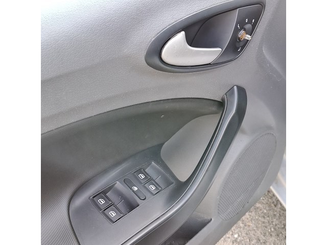 Personenauto seat, ibiza 1.2 tdi style ecomotive, grijs, bouwjaar 2010 - afbeelding 9 van  48