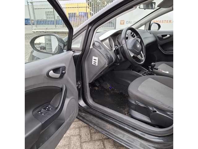 Personenauto seat, ibiza sc 1.2 tdi, grijs, bouwjaar 2011 - afbeelding 16 van  46