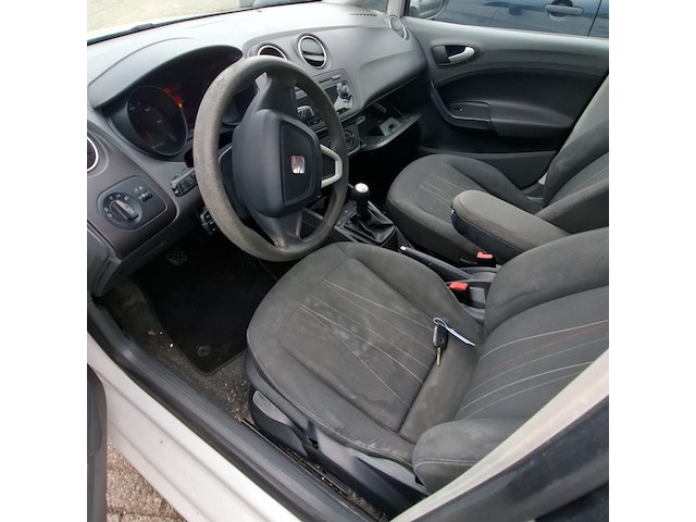 Personenauto, seat, ibiza st, 1.2 tdi copa ecomotive, 2011 - afbeelding 7 van  11