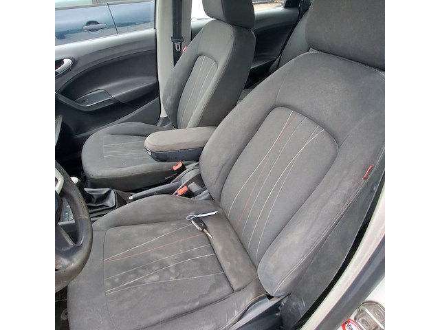 Personenauto, seat, ibiza st, 1.2 tdi copa ecomotive, 2011 - afbeelding 8 van  11