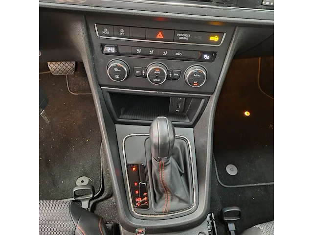 Personenauto, seat, leon 2.0 tdi, 2015 - afbeelding 30 van  50
