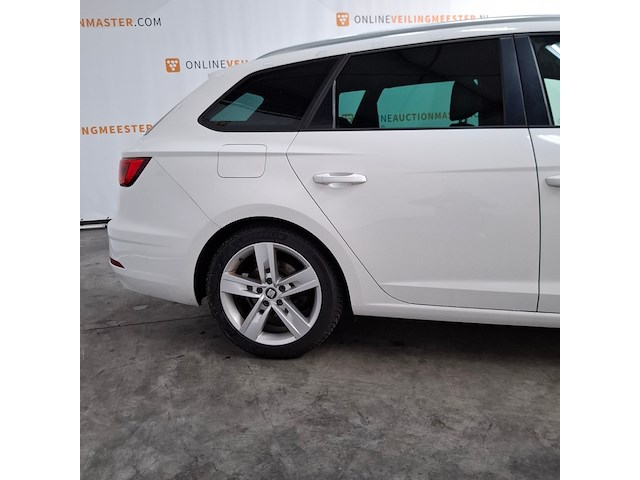 Personenauto, seat, leon st - afbeelding 21 van  25