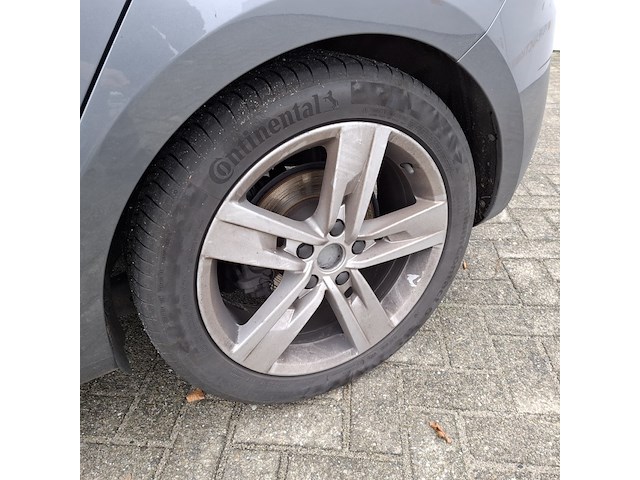 Personenauto, seat, leon - afbeelding 3 van  48