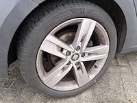 Personenauto, seat, leon - afbeelding 4 van  48