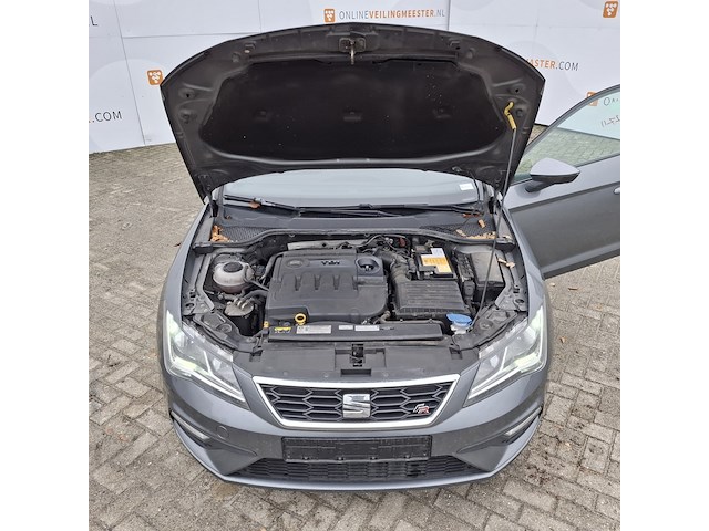 Personenauto, seat, leon - afbeelding 9 van  48