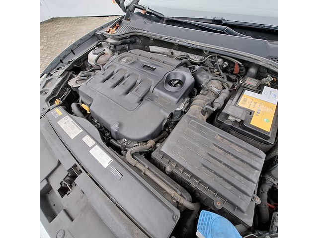 Personenauto, seat, leon - afbeelding 10 van  48