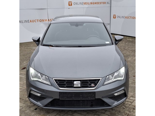 Personenauto, seat, leon - afbeelding 12 van  48