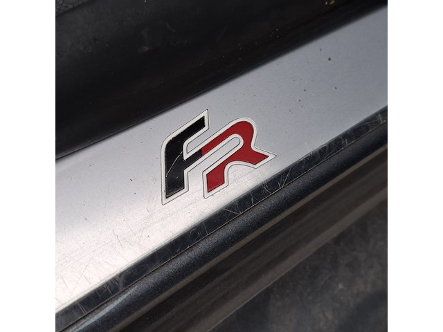 Personenauto, seat, leon - afbeelding 38 van  48